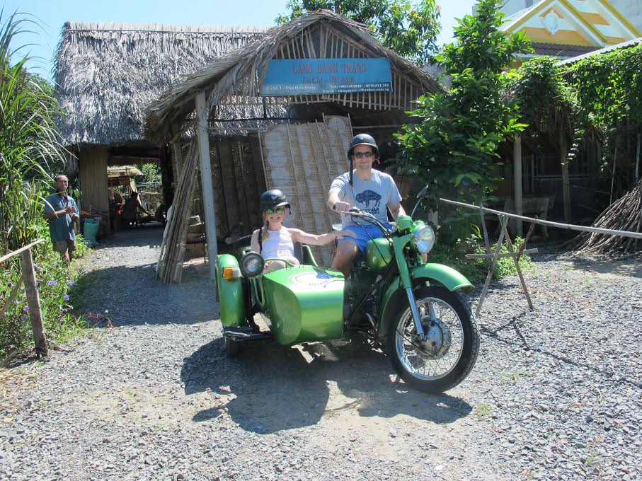 SIDECAR VIEW